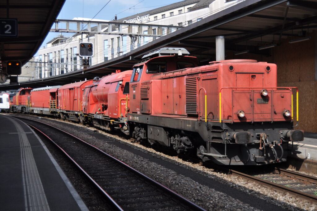 Train de secours avec Bm 4-4 18438 à Genève, le 18 juin 2013 photo William LACHENAL