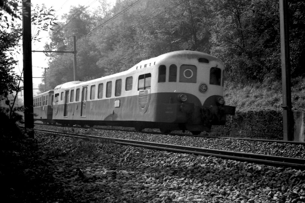 Grenoble - Genève à La Plaine en été 1969 Photo Sébastien JACOBI