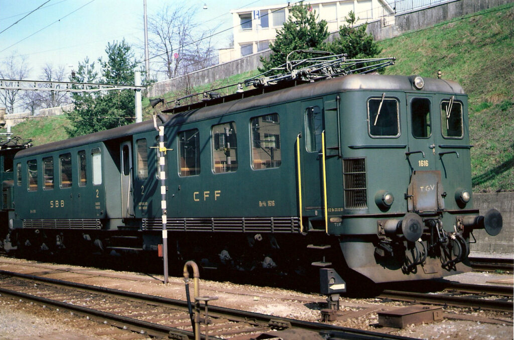 BDe 4_4, série emblématique du dépôt de Lausanne en 1980