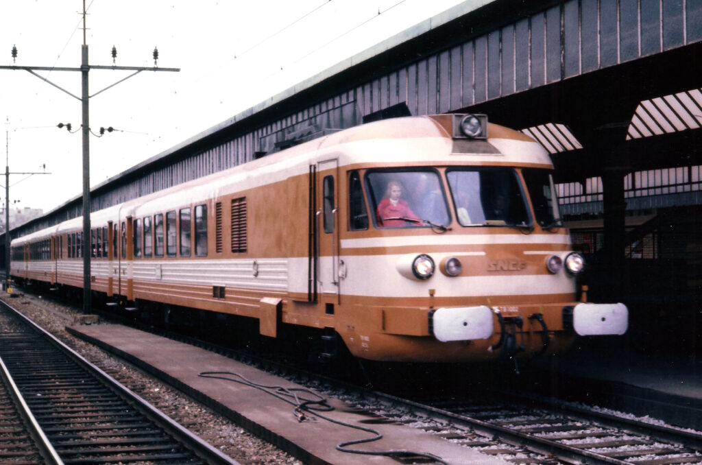 ETG de Caen en démonstration à Genève en octobre 1972 Photo William LACHENAL